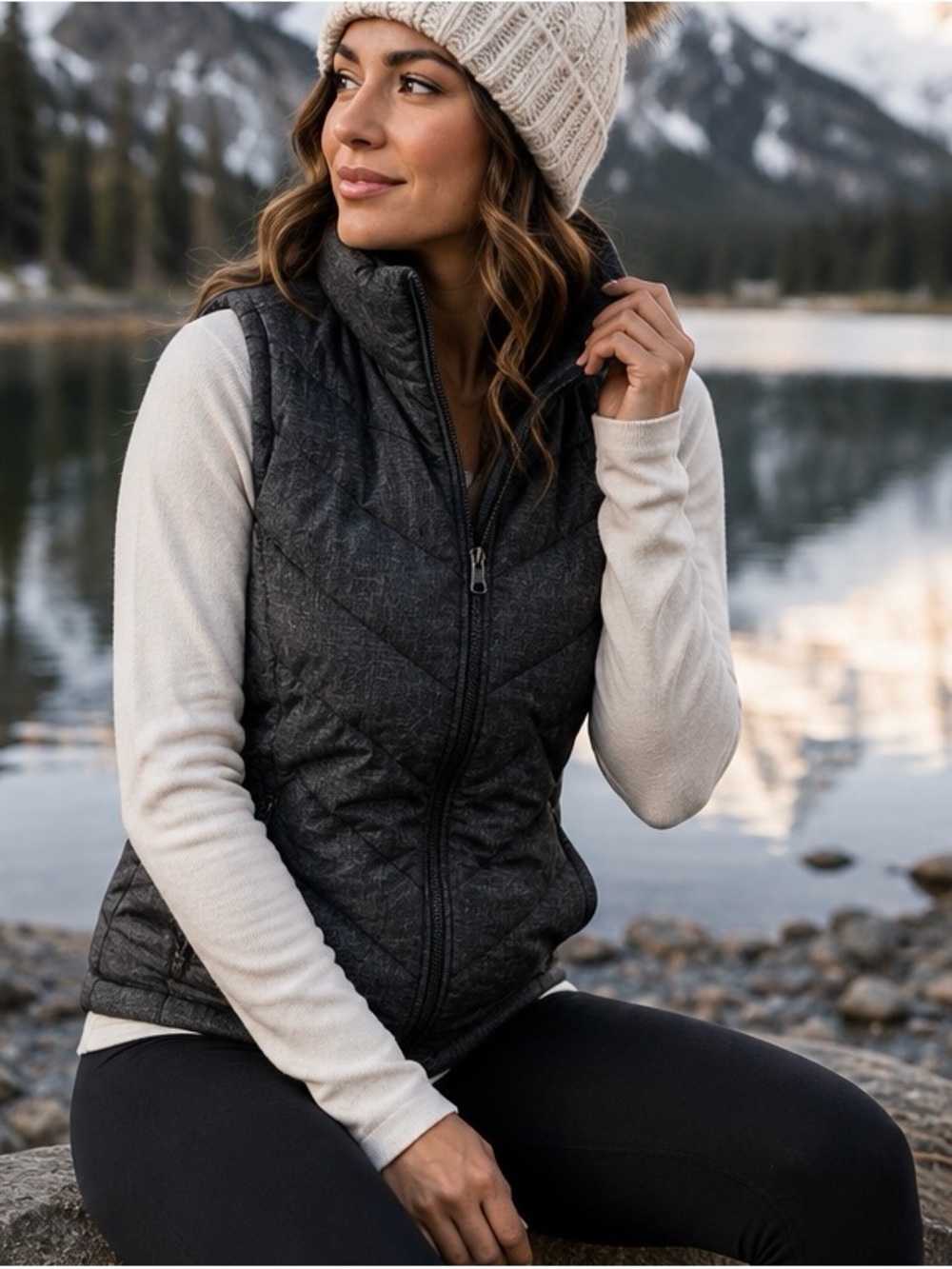 Mountain Warehouse Quilted Charcoal Puffer Vest Hiking Size 6 Cottage Winter